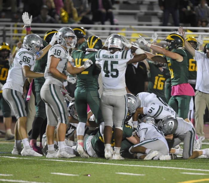De La Salle 33, San Ramon Valley 27 by Eric Taylor 10-13-2023101320233 (3)